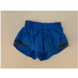 Lululemon Hotty Hot Shorts 2.5”